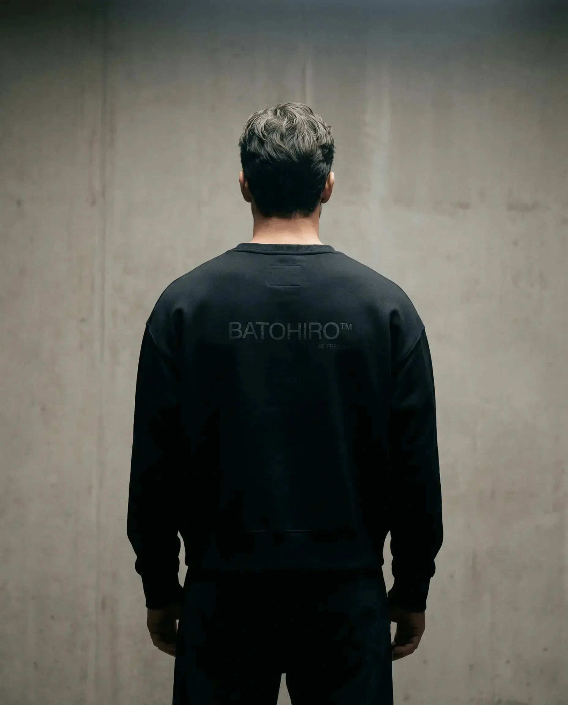 Cropped Sweatshirt 343 - Crewneck Black Batohiro