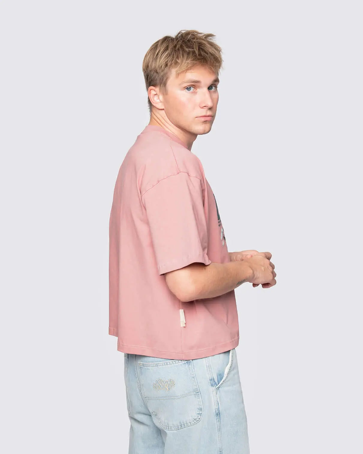 Birds - Cropped Oversized Tee Batohiro