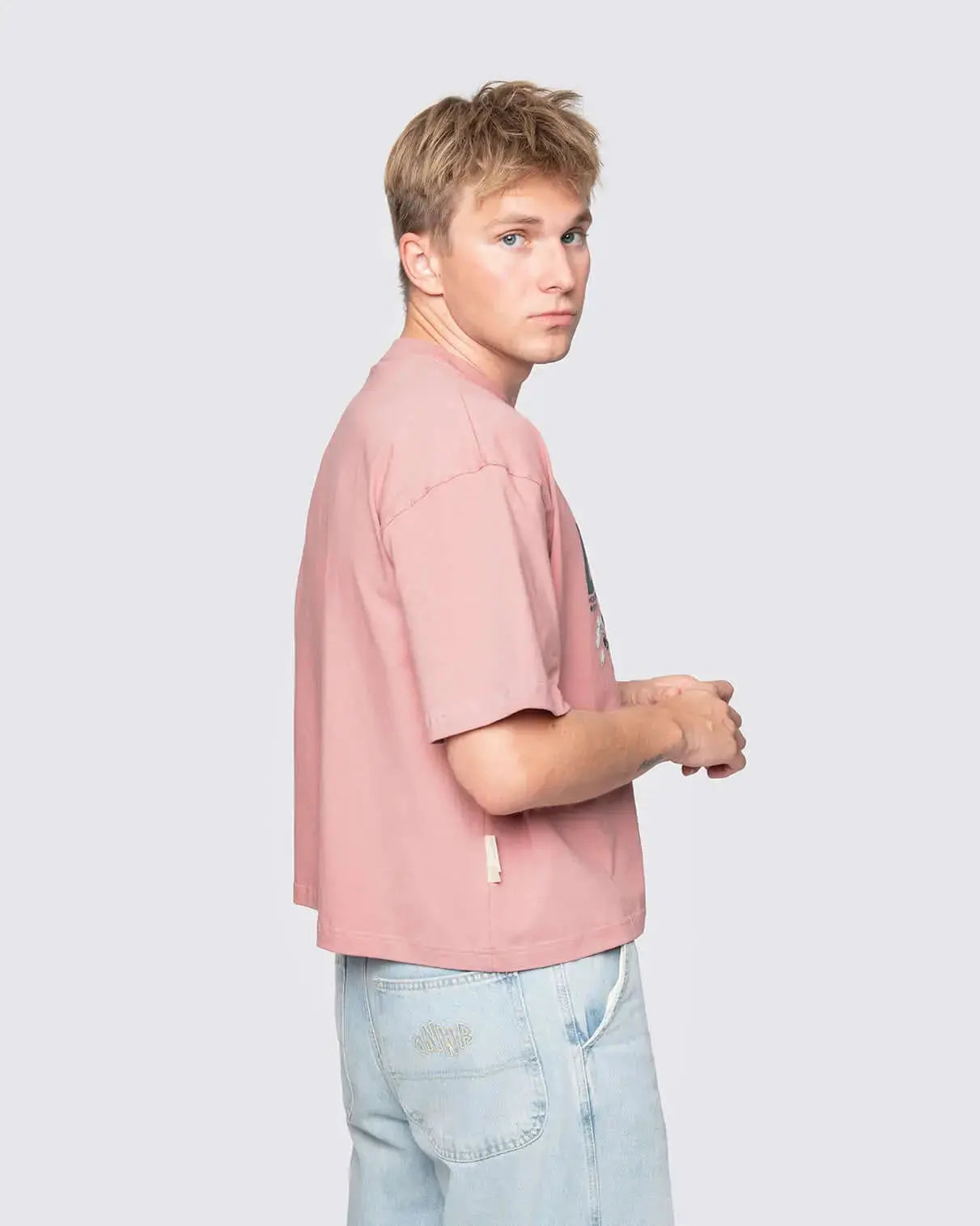 Birds - Cropped Oversized Tee Batohiro