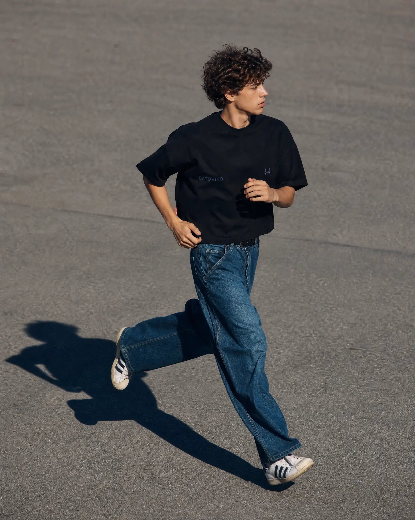 Black Mono - Oversized Tee Batohiro