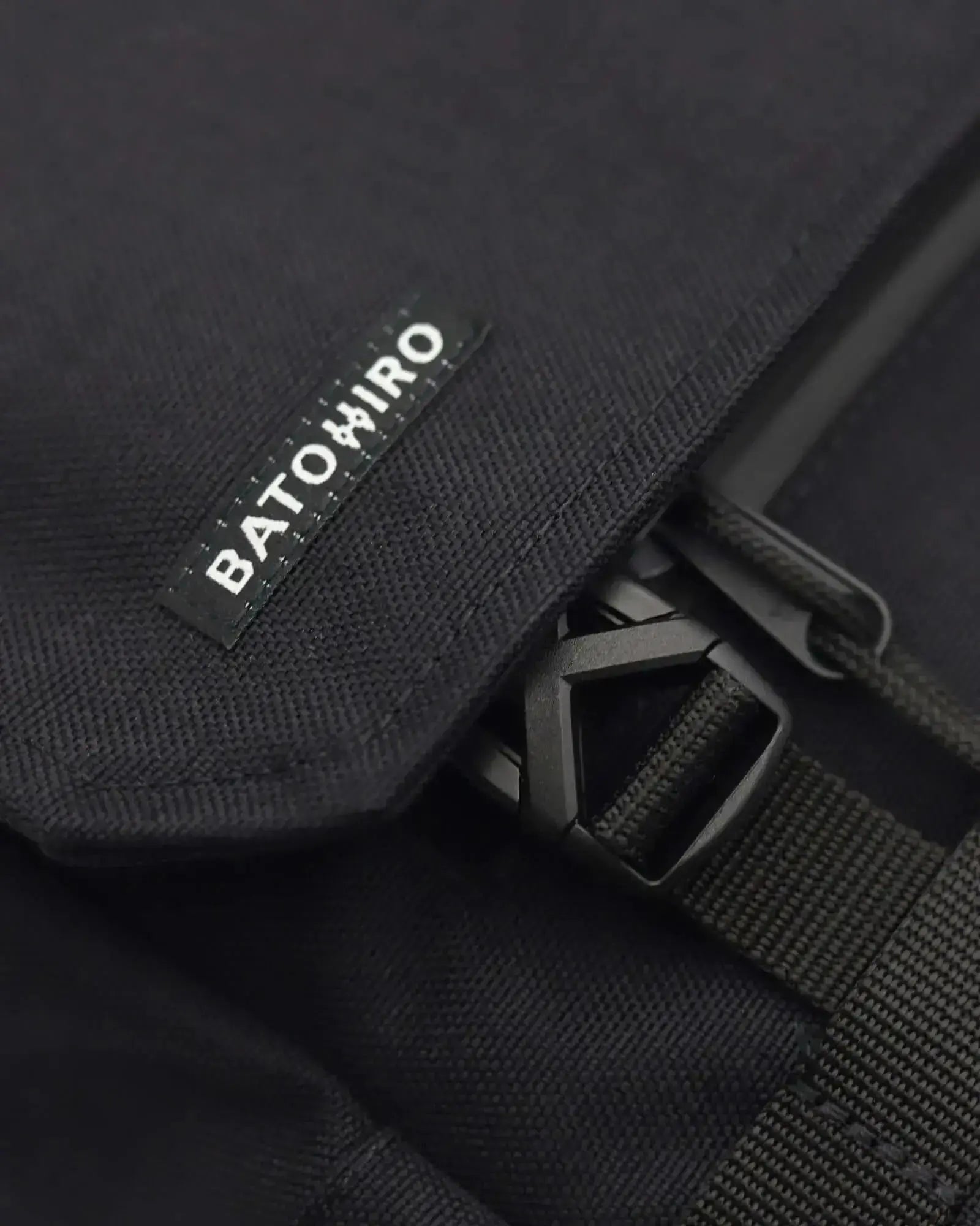 Minato Lite 2.0 - Dark Black Backpack