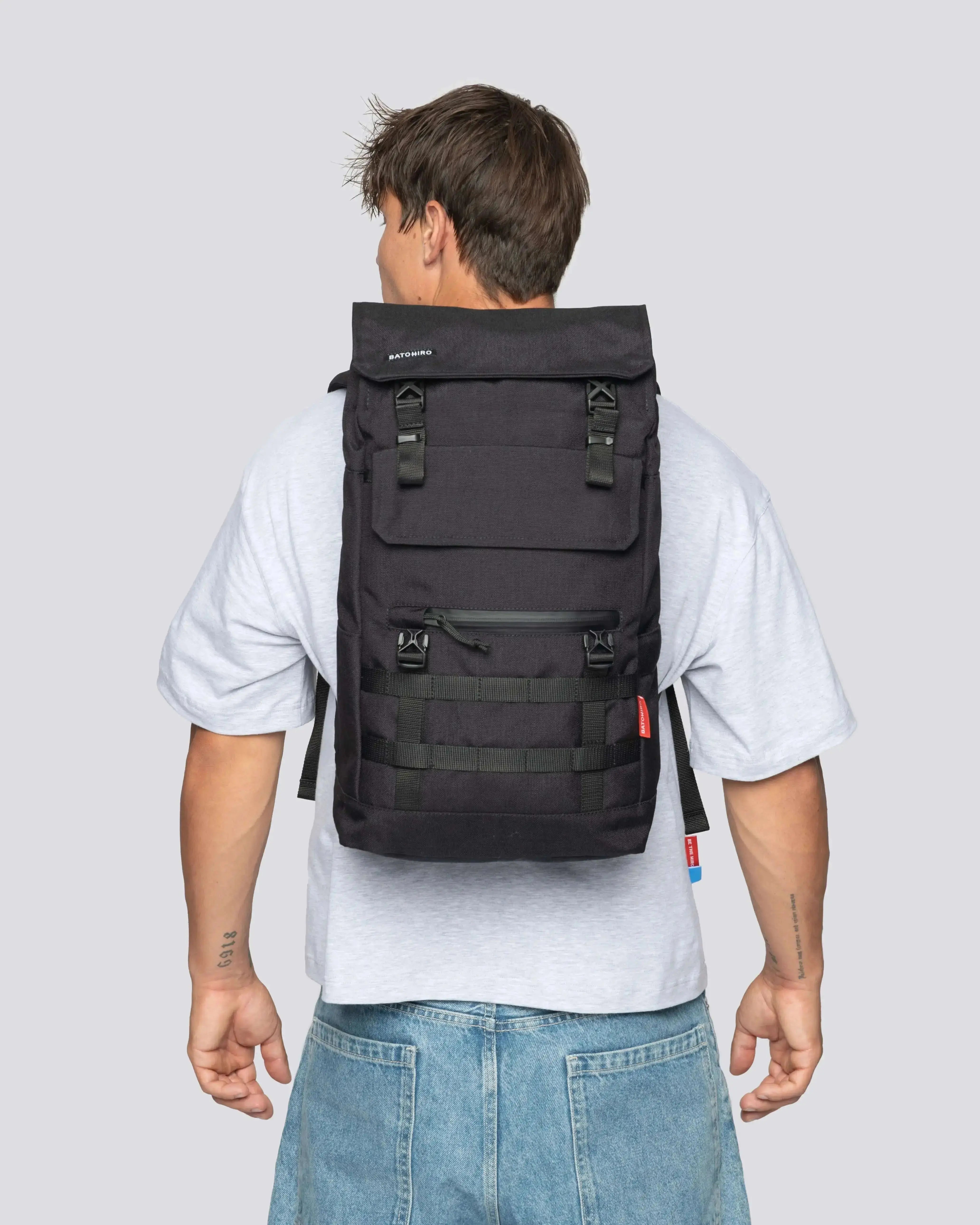 Minato Lite 2.0 - Dark Black Backpack