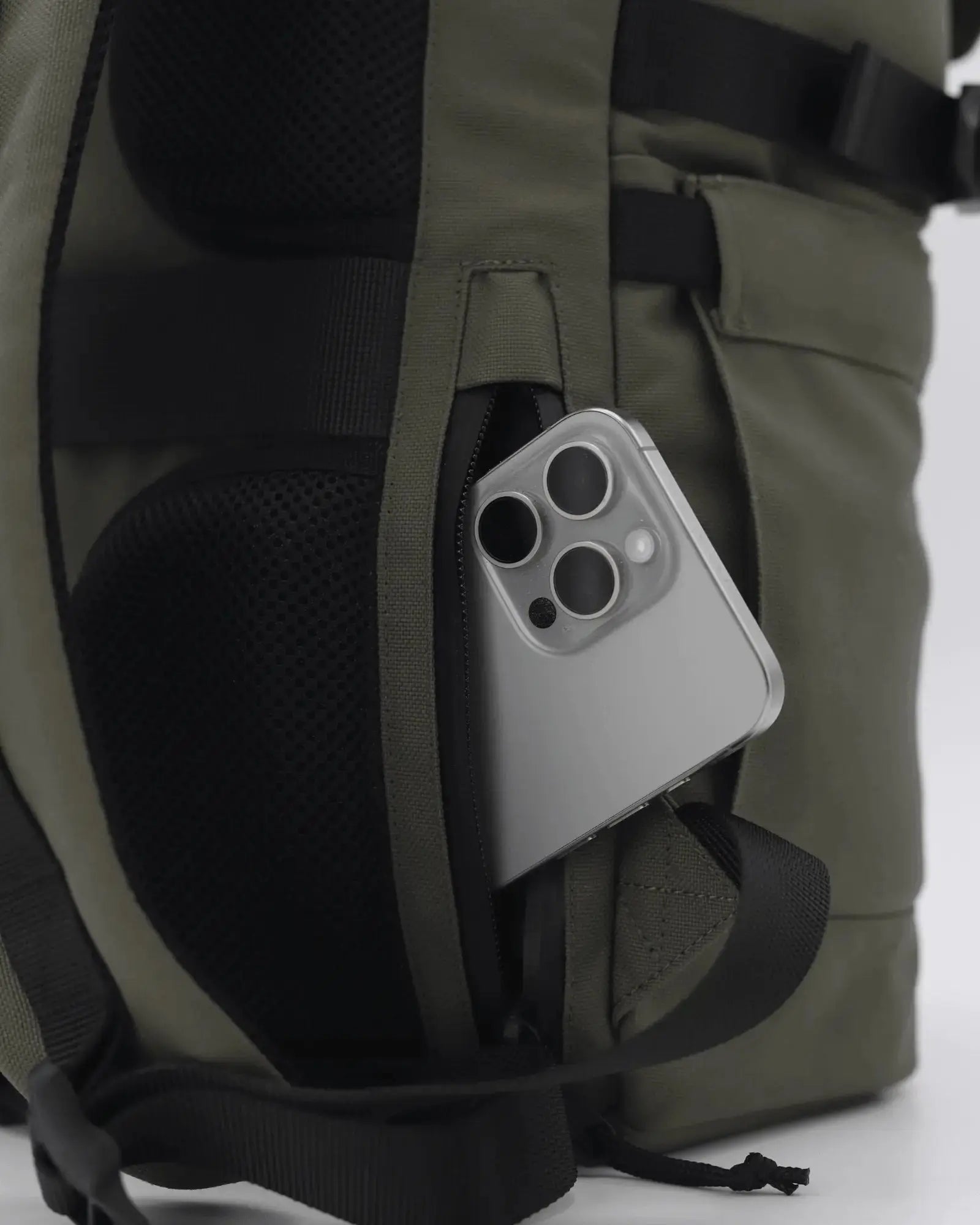 Minato Premium 6.0 – Ranger Green Rucksacksträger