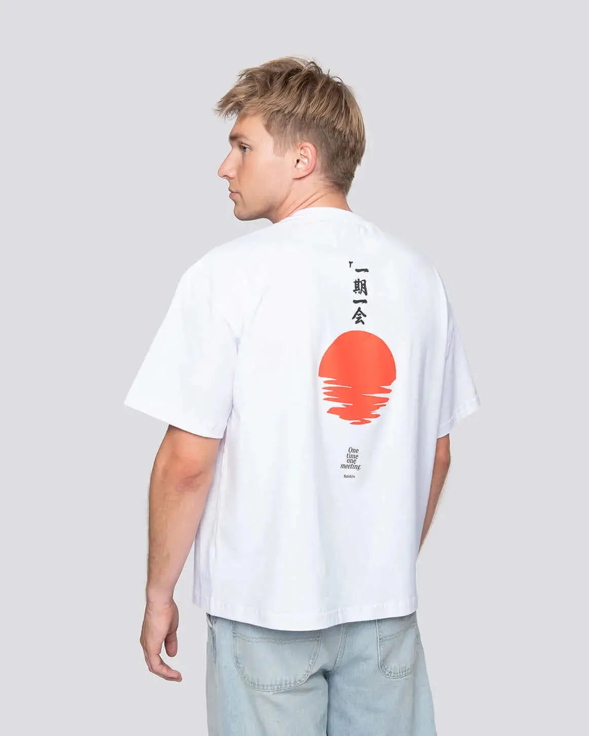 Red Sun - Oversized Tee Batohiro