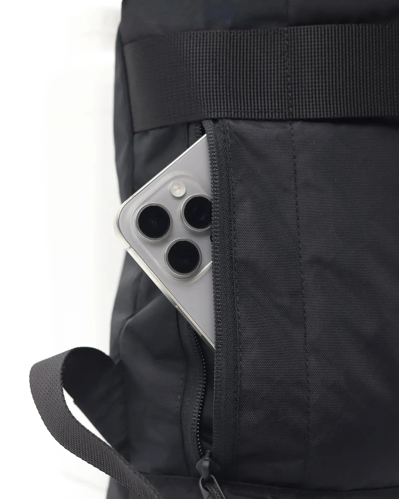 Roku Everyday 20L - Black Knight Backpack