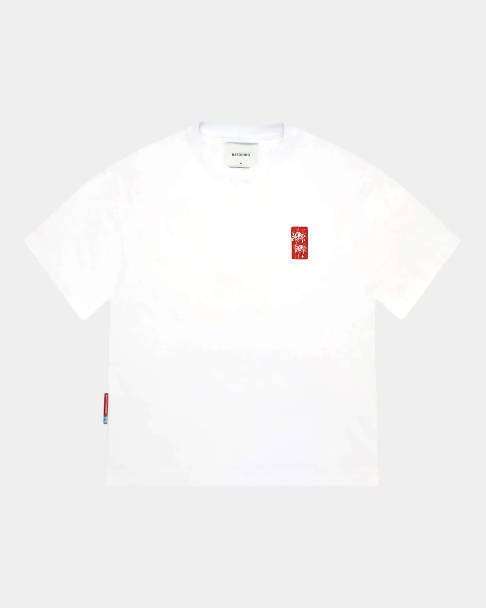Spider Lily - White Cropped Oversized Tee Batohiro