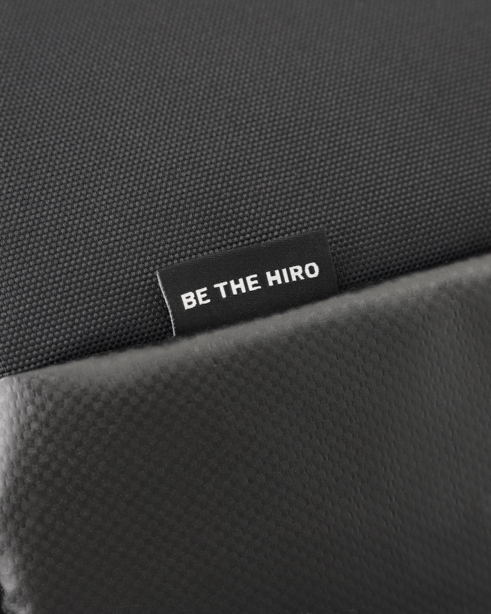 Tenso Traveller 40 L - Dark Knight