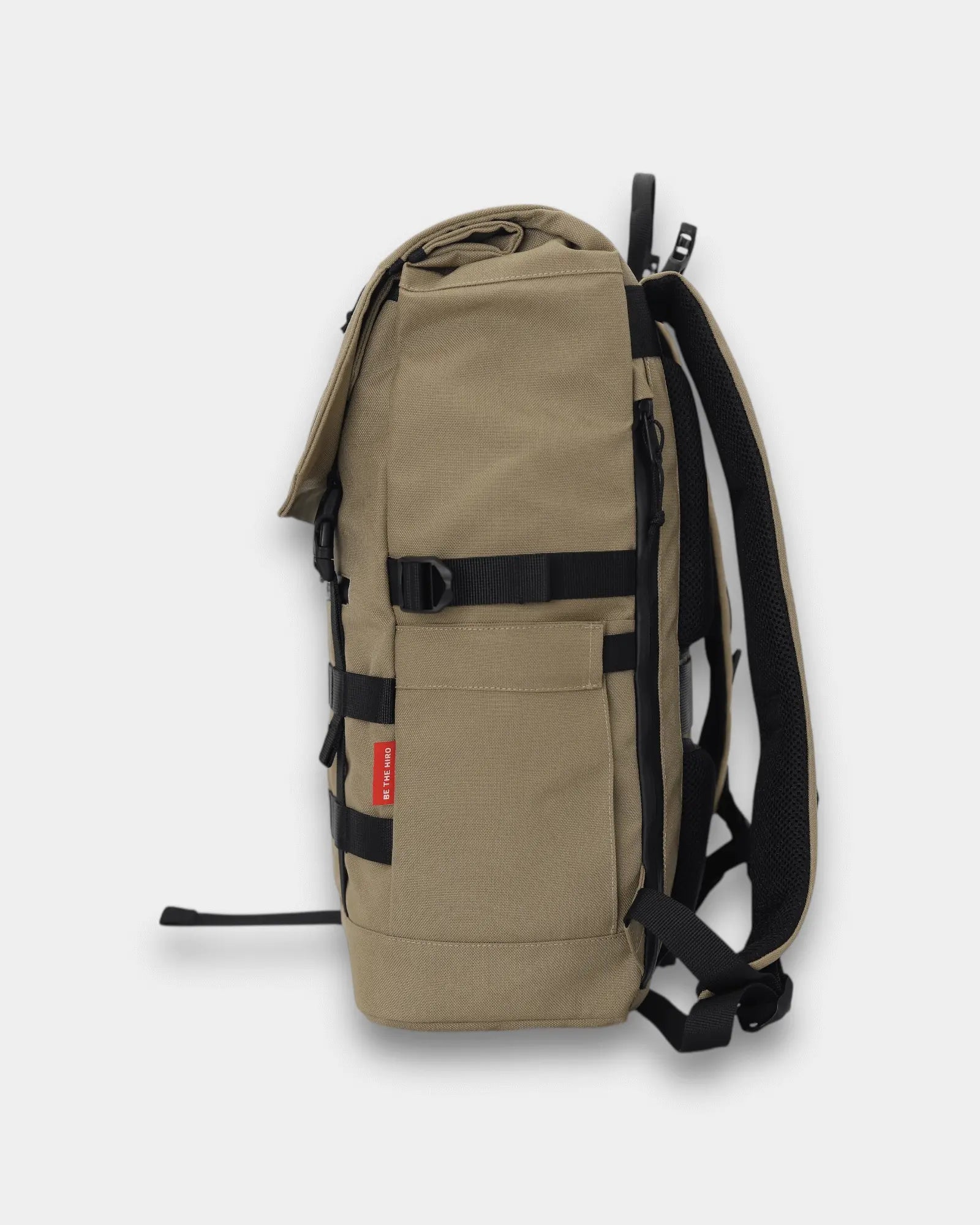 Minato Premium 6.0 – Nomad Tan side view showcasing durable CORDURA® 1000D material and functional design.