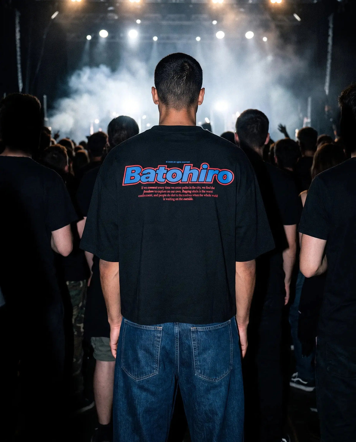 Outside – Black Cropped Oversized Tee Batohiro