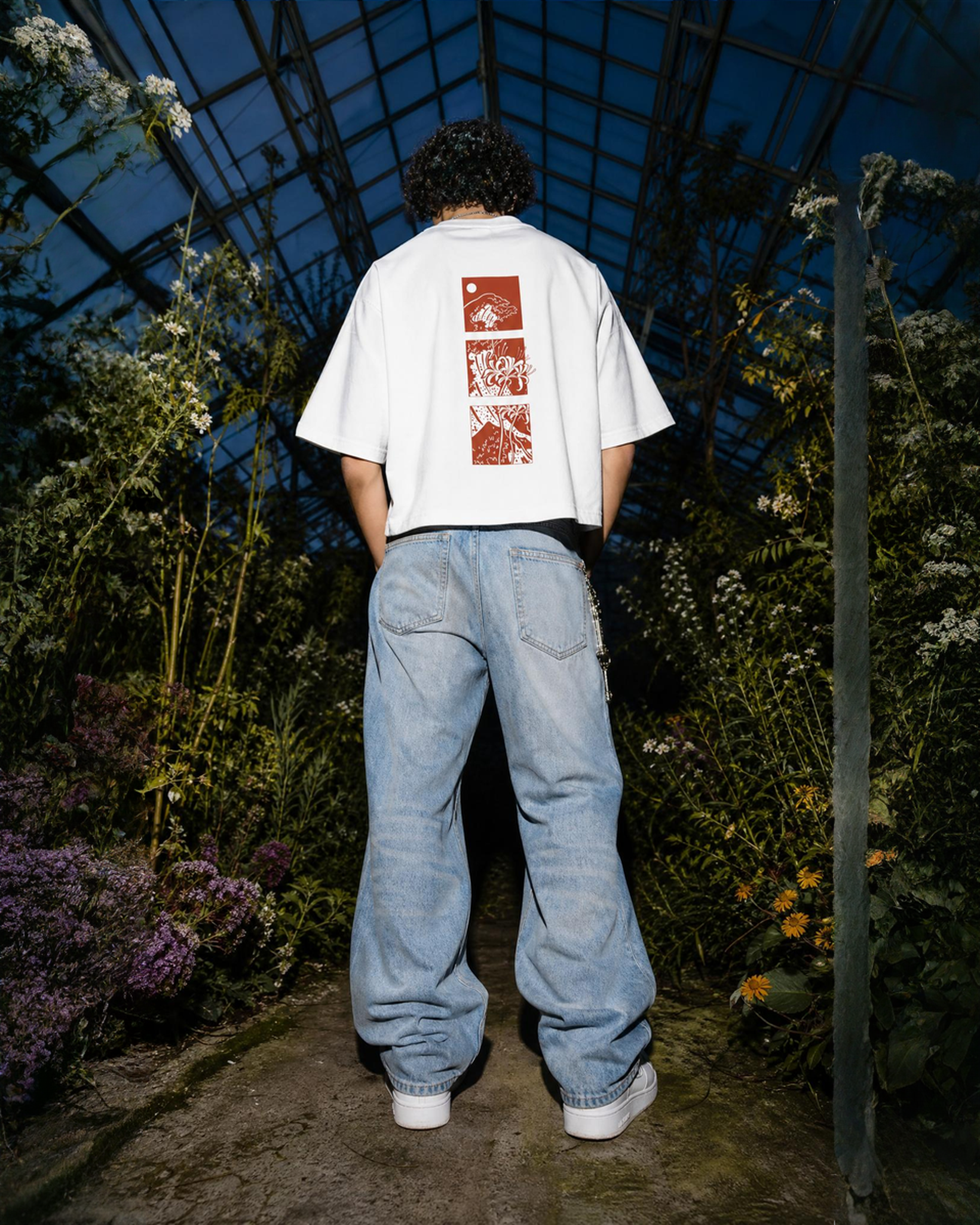 Spider Lily - White Cropped Oversized Tee