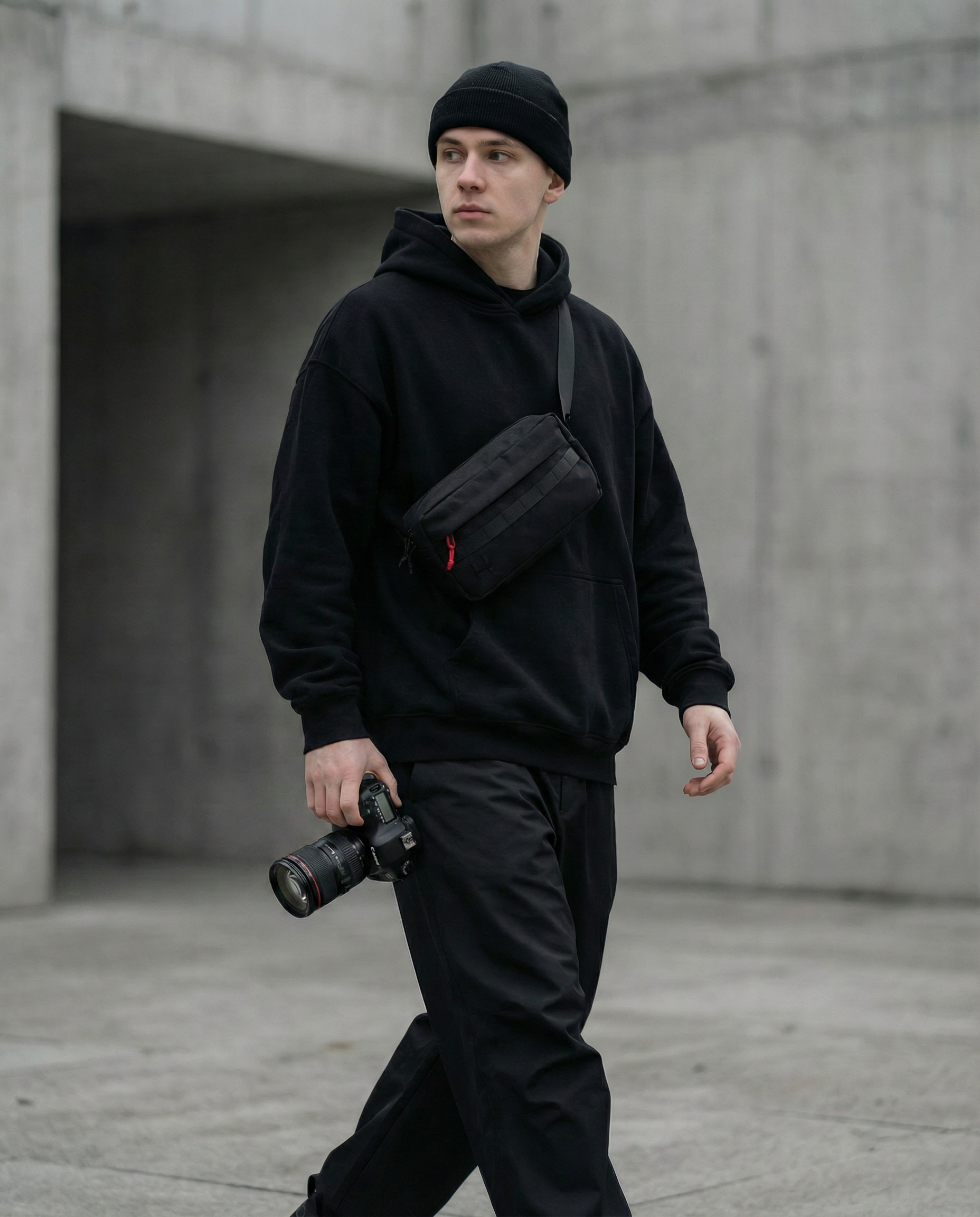 Kai 2.0 – Dark Black